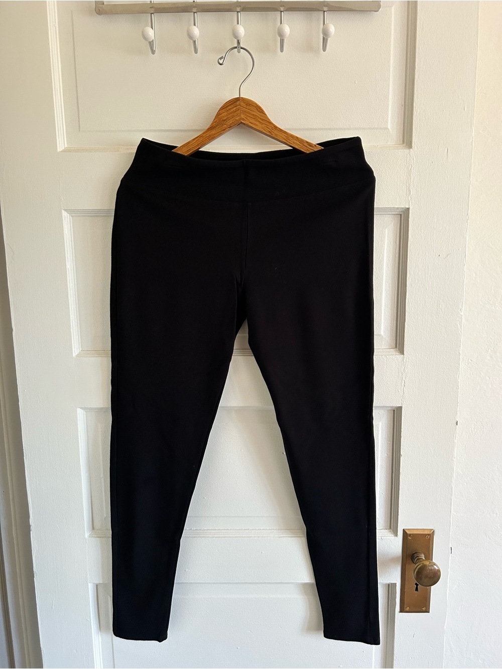 👖 [The Limited] Leggings, Black, Size L Large, Rayon, EUC